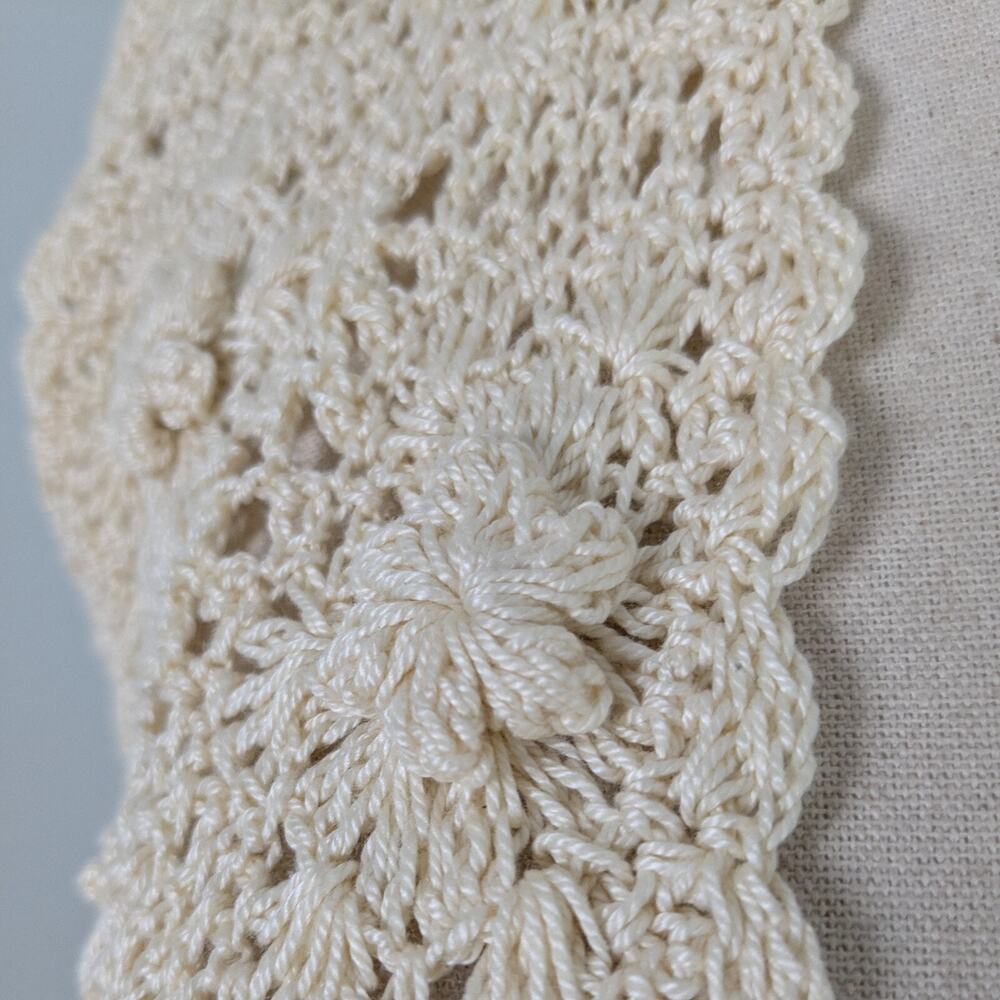 Crochet Sweater Vest M Cream Floral Boho Vintage 90s Grunge Cottage Handmade - Picture 2 of 8